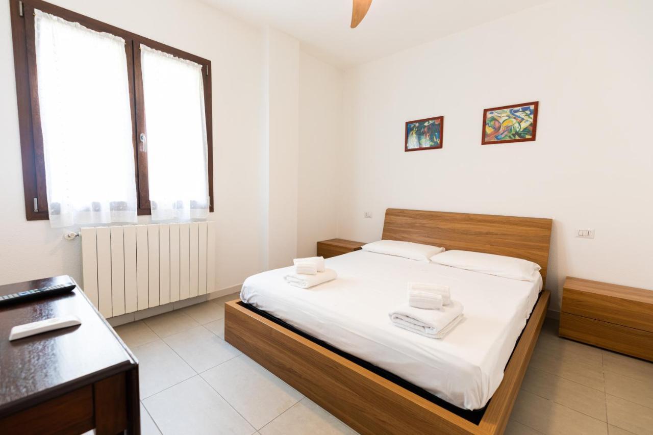 Theo'S Rooms Olbia Dış mekan fotoğraf
