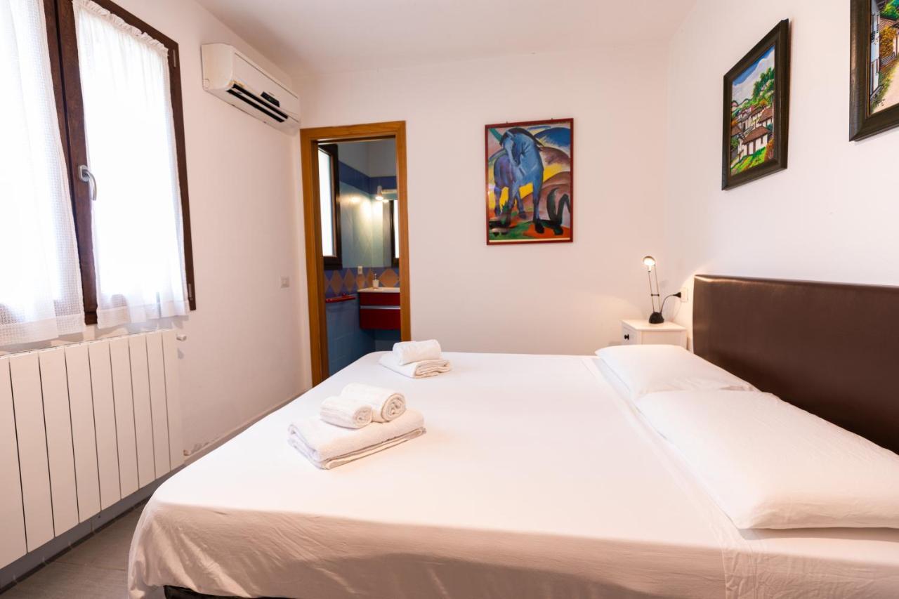 Theo'S Rooms Olbia Dış mekan fotoğraf
