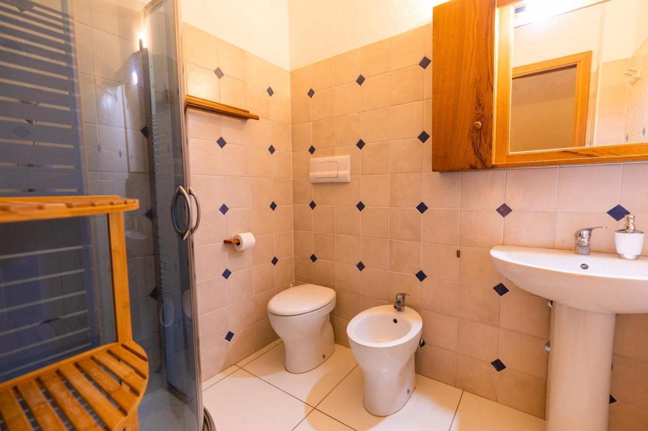 Theo'S Rooms Olbia Dış mekan fotoğraf