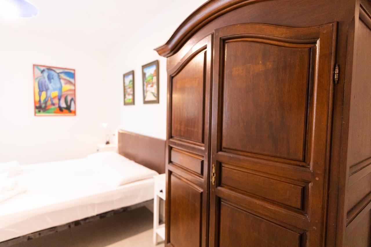 Theo'S Rooms Olbia Dış mekan fotoğraf